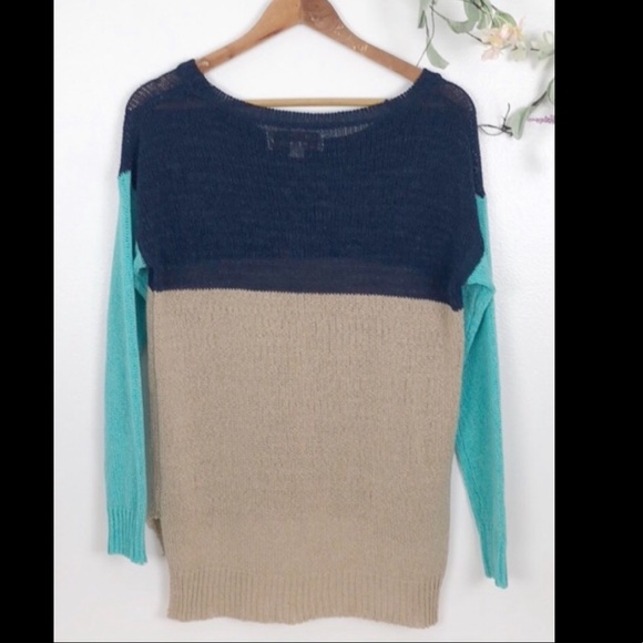 Vintage Havana Hi-Low Sweater - Picture 2 of 2